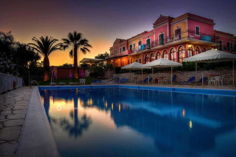 Ionian Arches Hotel Guviá Kültér fotó